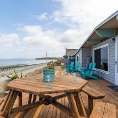 West Beach Wonderland by AvantStay Waterfront