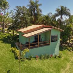 Chalé com vista para montanhas com banheira, lareira e piscina em Socorro - Refúgio Campestre