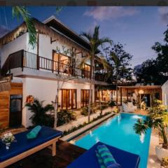 28 Degrees Lembongan