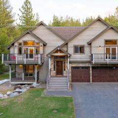 Meyers Meadow by AvantStay Hot Tub Large Deck