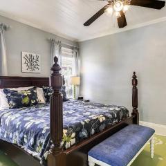 Lighthouse Villa by AvantStay Walk to Southernmost Point w Private Pool Patio Month Long Stays