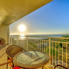 Beachfront condo, sunset views, walk to Johns Pass