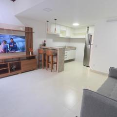 Ótima localização no Peró a 200mt da Praia