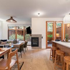 Northwood Mountain Views Sauna Balcony Tahoe Group Retreat