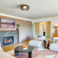 Walk to Beach Shops Fireplace Patio Dining Firepit at Manzanita Ave.