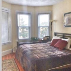 Private room MUST LOVE DOGS