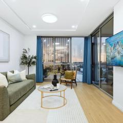 Central Mascot 4BR Convenience to CBD & Airport