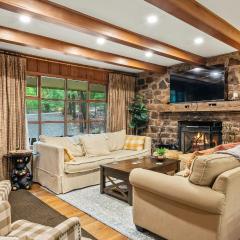 The Horseshoe Hideaway Lake Harmony Cabin w Hot Tub Game Porch