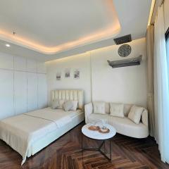 Căn hộ homestay Doji Diamond Crown
