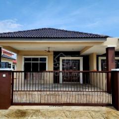 Sakeena Homestay