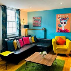 Pebble Mews House By My Getaways Parking