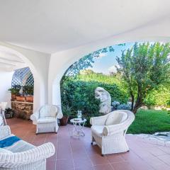 Number One With Shared Pool - Happy Rentals