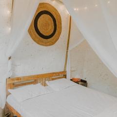 Shanti Garden - Casa de Sazu