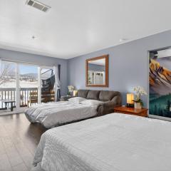 Colorado Winter Romance with Mountain Views Near Glenwood Hot Springs