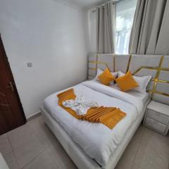 Naivegas Furnished Apartments CN