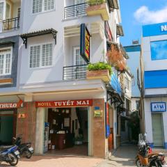 Tuyết Mai Hotel