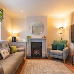 Middle Cottage by Keepers Cottages