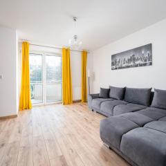 Bemowo Lotnisko Snug Apartment by BookingHost