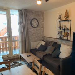 Stylish Alpine Nest with Panoramic VT Views