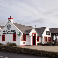 The Waters Edge Hotel