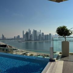 Beachside Bliss: Stylish New Studio at Seven Palm