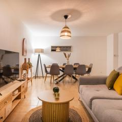 Le Pommery with private parking