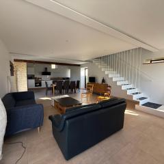 Le Pressoir, maison au calme, jardin, terrasse, 3 chambres, 2 sdb, 2 WC, proche Bayeux et Arromanches au coeur des plages du débarquement