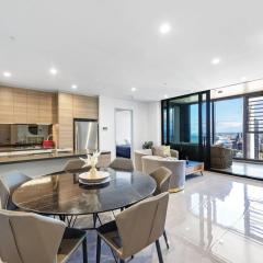 Oceanfront 3BR Luxe Stunning Views Free Parking