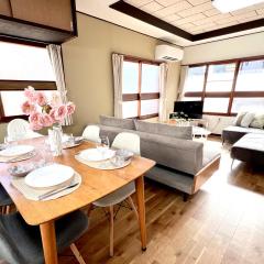 2025年12月OPEN! 豊橋民泊 最大13名様 駐車場2台無料 駅徒歩7分 Traditional Japanese house ,Toyohashi Aichi