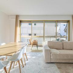 Elegant apt with balcony near the beaches – Cannes