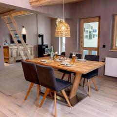 chalet atelier Luxuriöses Chalet mit alpinem Charme