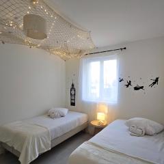 Sleep & Cozy Disneyland