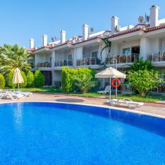 Sunset Beach Club Aqualettings Lighthouse 40