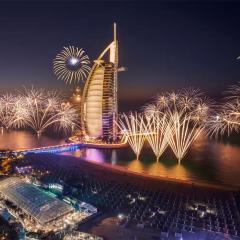 Stylish 1BR with Balcony and Burj AlArab View