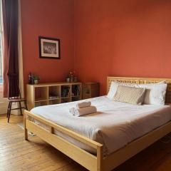 Classic Edinburgh Flat in the heart of Morningside