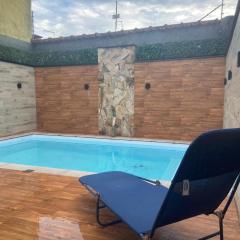 Casa de praia com piscina em mongagua sp