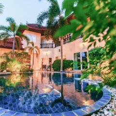 760 Sqm Semi-4Bed Lux Pool Villa near Beach