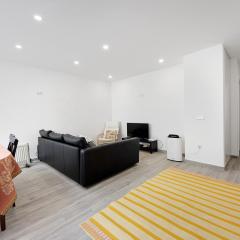 T4 Furadouro with sea view