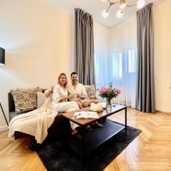 Woodie Apartment with Modern Design near Piata Unirii