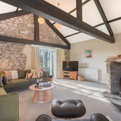 Royal Oak Barn - Cartmel, Sleeps 8 NEW