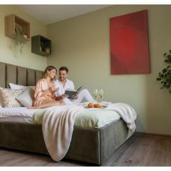 Green Studio Oasis - Quiet, Cozy & Convenient