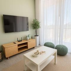 Vistacana The Towers 1BR Pool Access