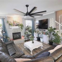 Huge event property 3 ponds, 3 miles to OU