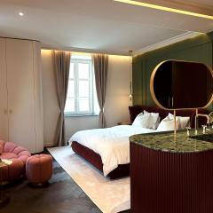 Aurora Luxury Riverside Suites