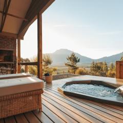 Swallow Cabin at Vrolikheid Landgoed