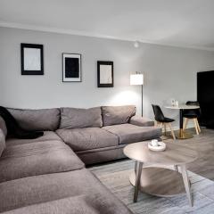 Black And White 1 BR by Ryan Korban