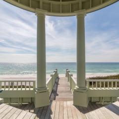 Waves l Community Heated Pool l Close to Town Square & Private Beach Access l Dog Friendly