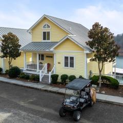 Family-friendly Home Hot Tub Lake View & Pool Access