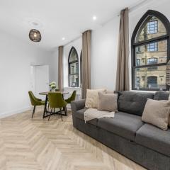 2 Bed Huddersfield Cottage by City SuperHost