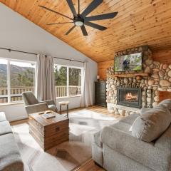 Paradise Pines - Lake & Slope Views, Hot Tub, 2 Decks, Fireplace